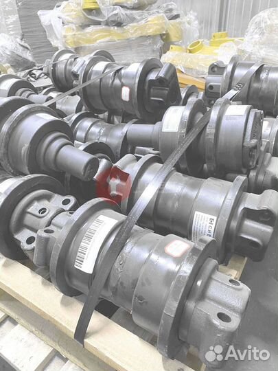 Каток поддерживающий Doosan DX235NLC 270-00064A