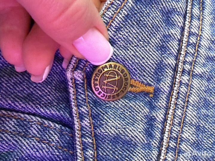 Джинсовая куртка