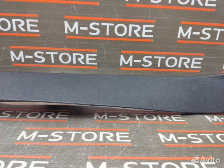 Обшивка стойки задняя правая Mercedes-Benz