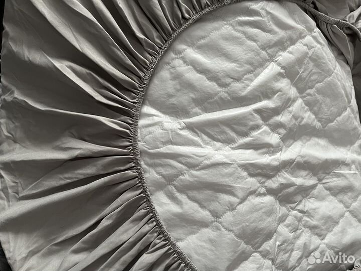 Непромокаемый наматрасник 90х200 новый