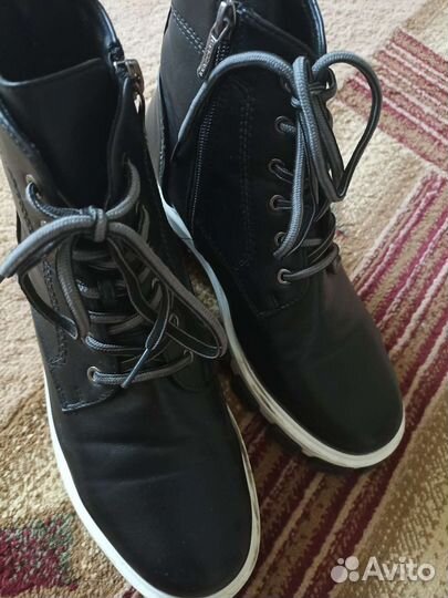 Ботинки женские