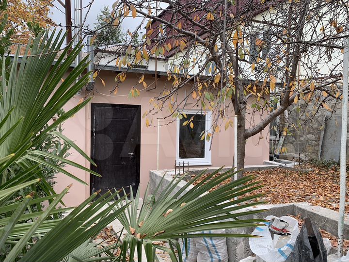 Дом 30 м² на участке 2 сот.