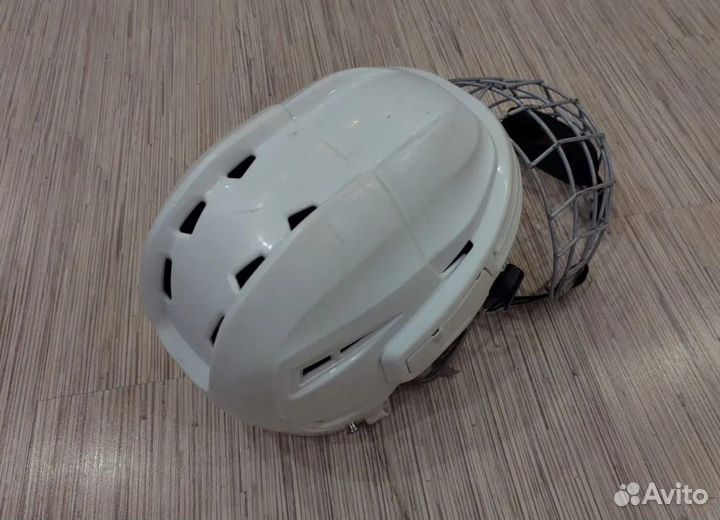 Хоккейный шлем bauer re-akt