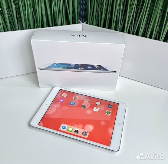 iPad mini 2 Wi-Fi 16 gb Silver Retina