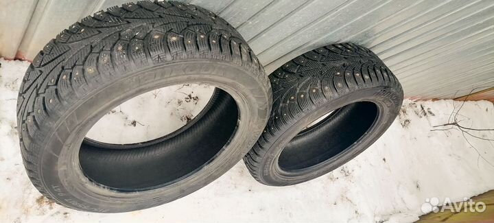 Hankook Winter I'Pike 215/55 R17 94T