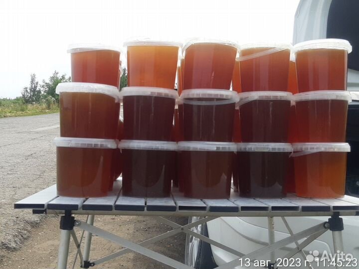 Вкусный и свежий мед