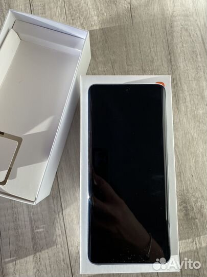 Xiaomi Redmi Note 13 Pro+, 12/512 ГБ