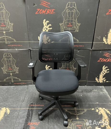 Компьютерное кресло