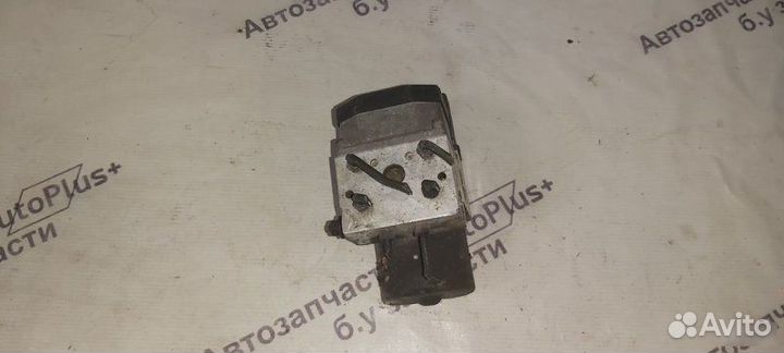 Блок ABS Hyundai Sonata 4 EF 2.7