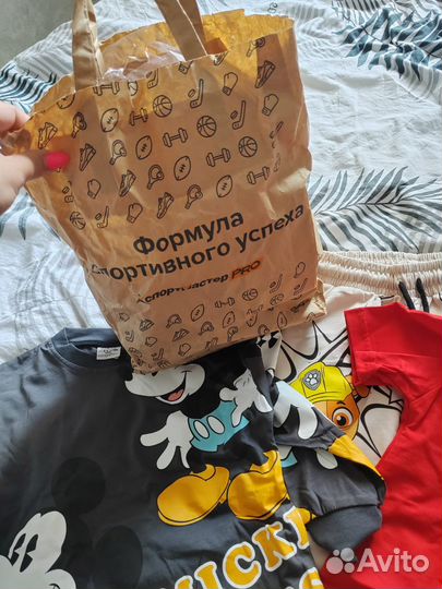 Продам пакетом детские вещи