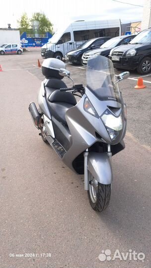 Продам макси скутер Honda Silver Wing 600