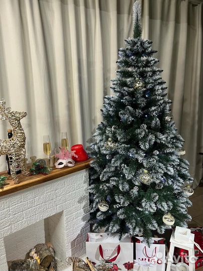 Елка искусственная