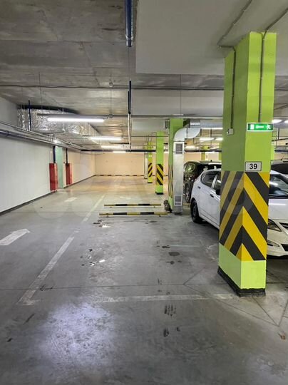 Машиноместо, 16 м²