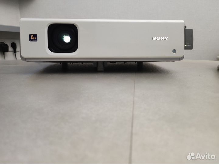 Прокатом Sony VPL-CX86