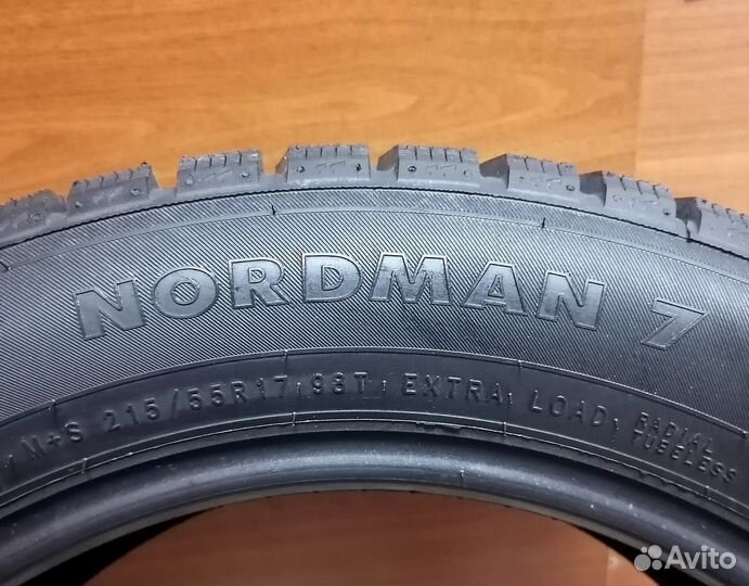 Nokian Tyres Nordman 7 215/55 R17 98T