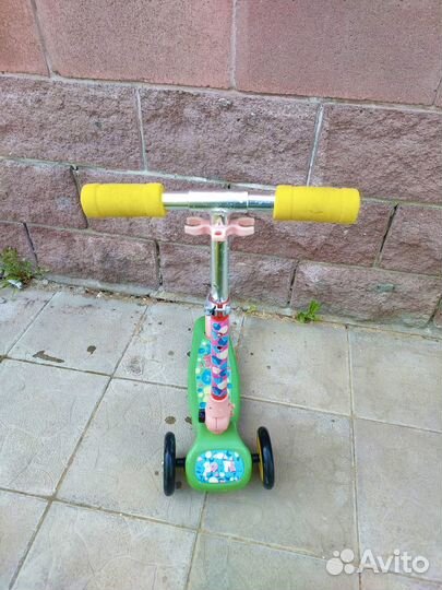 Самокат детский трехколесный