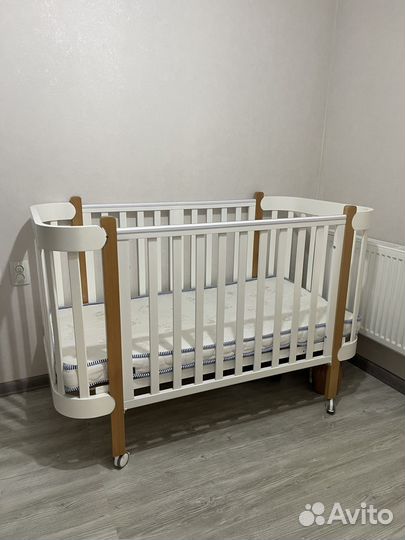 Кроватка Happy baby mommy LUX