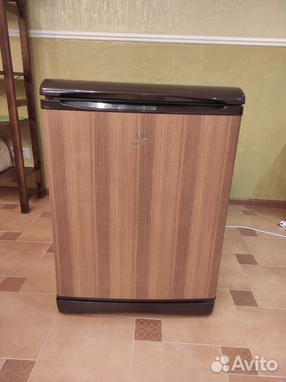 Холодильник indesit TT 85 Т