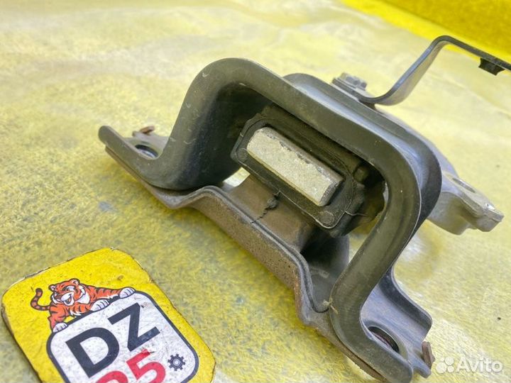 Подушка коробки передач передняя Honda Fit GK5/GK6 138008