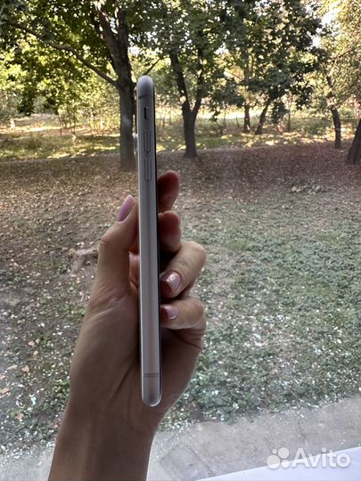 iPhone XR 64гб Apple Телефон
