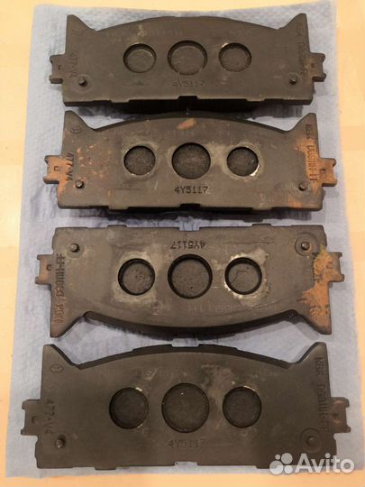 Тормозные колодки Тойота Камри brembo P83117