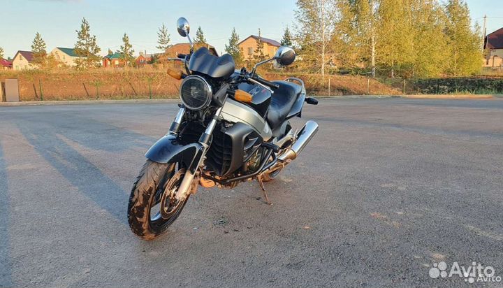 Honda x11 (cb1100sfy)
