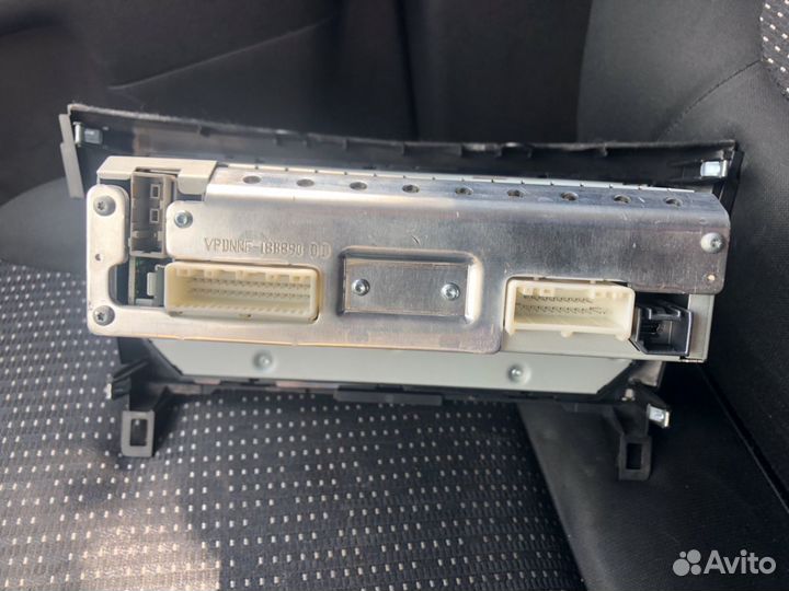 Магнитола Nissan Qashqai 2014 г j11