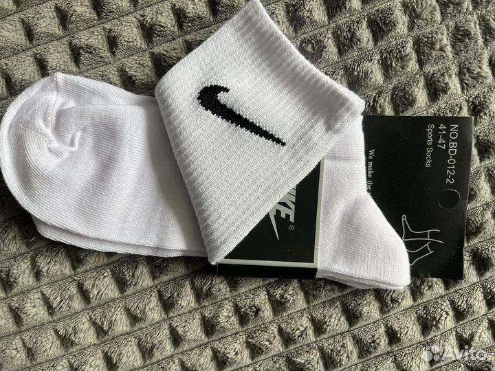Носки Nike высокие белые