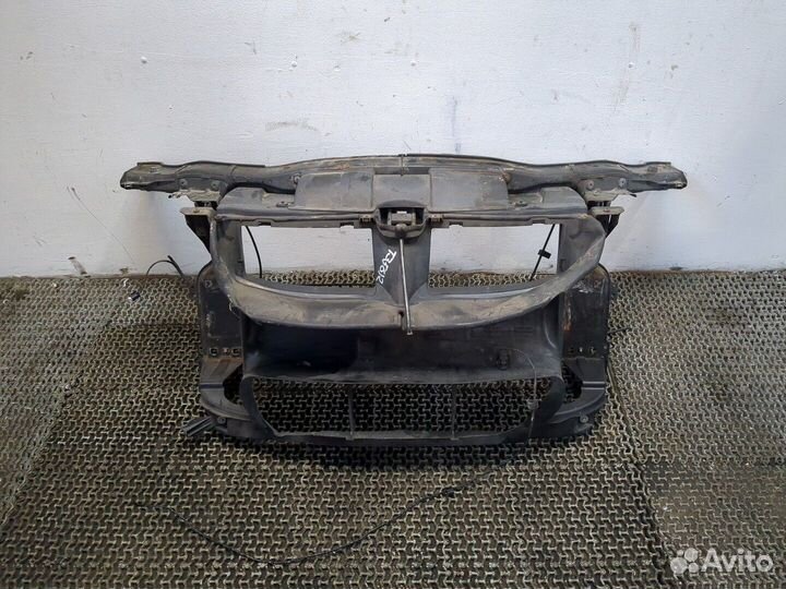 Рамка передняя BMW 3 E90, E91, E92, E93, 2006