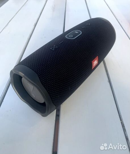 Jbl charge 4 black оригинал