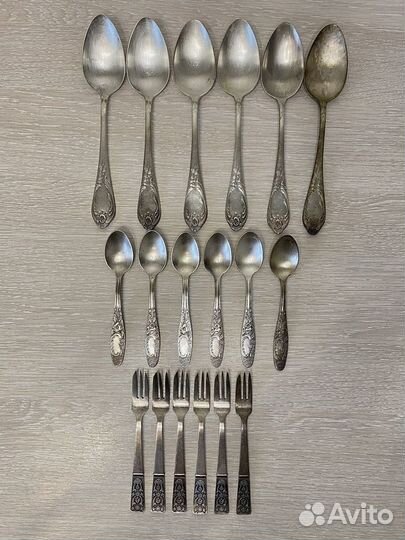 Столовые ложки. Клеймо Зiш мнц 15-20, серебрение