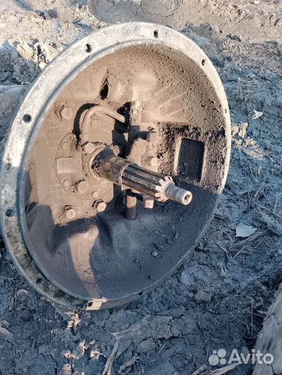 Продам кпп от маза 5 ступка