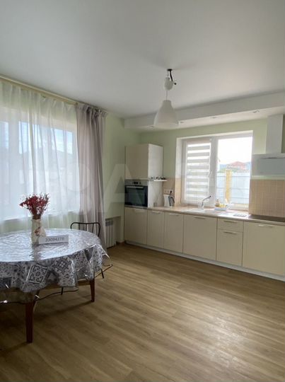 Дом 127,5 м² на участке 10 сот.