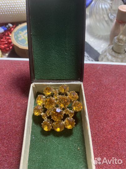 Броши яблонекс винтаж