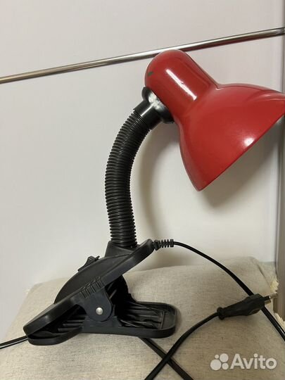 Лампа прищепка настольная бу