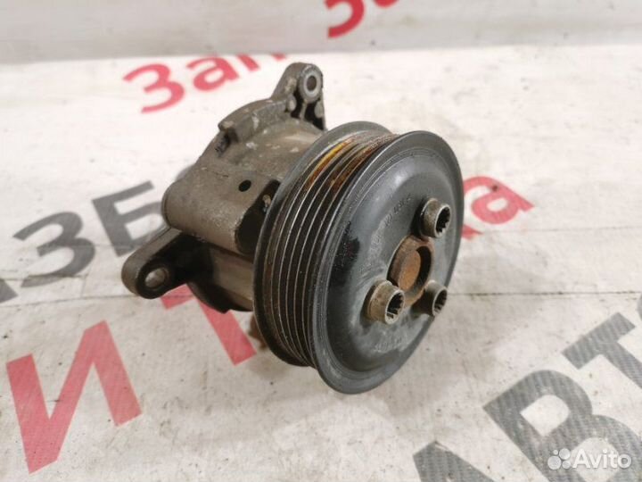 Помпа Skoda Fabia хетчбек CBZ 2012