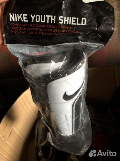 Футбольные щитки Puma, Adidas, Nike