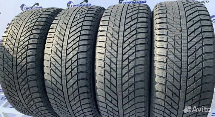 Goodyear Vector 4Seasons 235/55 R17