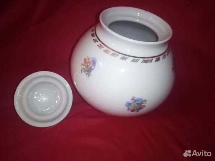 Сахарница, кофейник. Песочное. Барановка