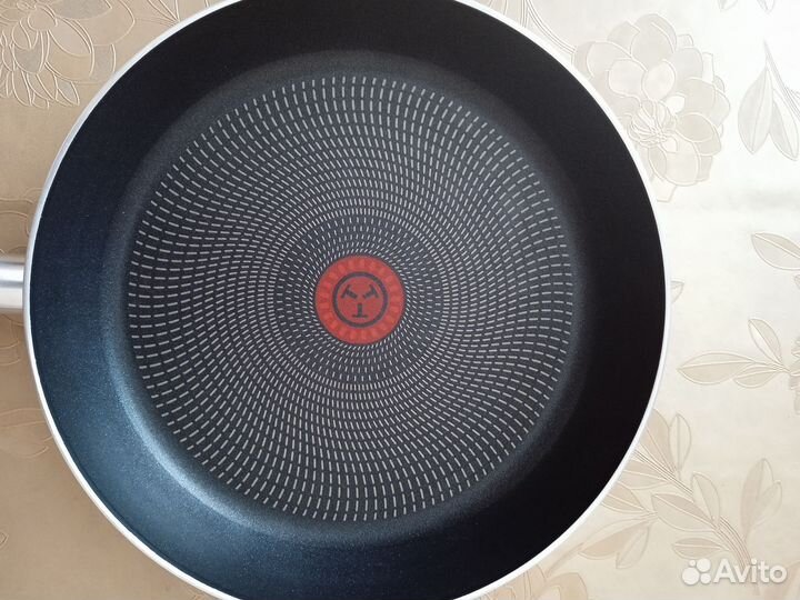Сковорода tefal новая