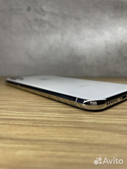 iPhone X, 256 ГБ