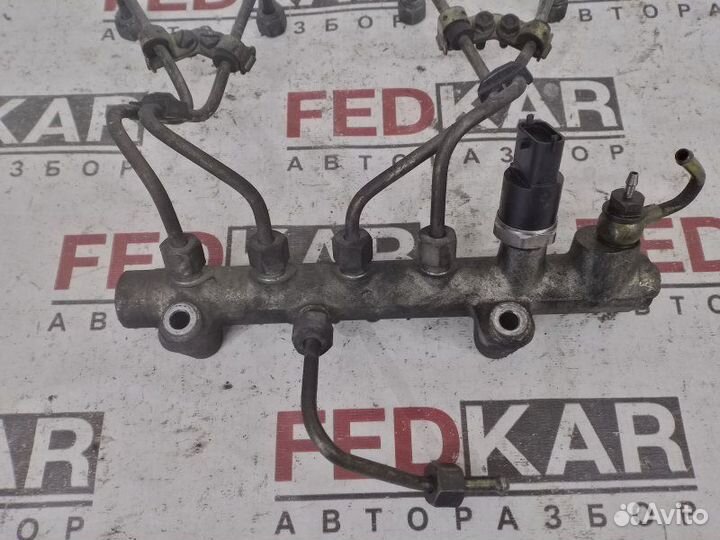 Топливная рампа Opel Astra G Z17DTH 2003