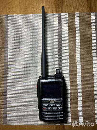 Yaesu FT 5 D