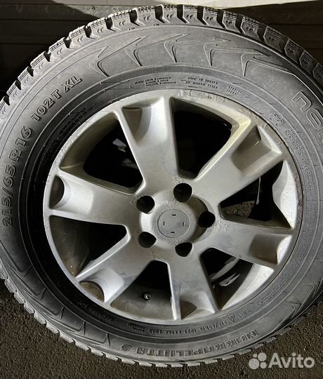 Nokian Tyres Hakkapeliitta 5 215/65 R16 102T