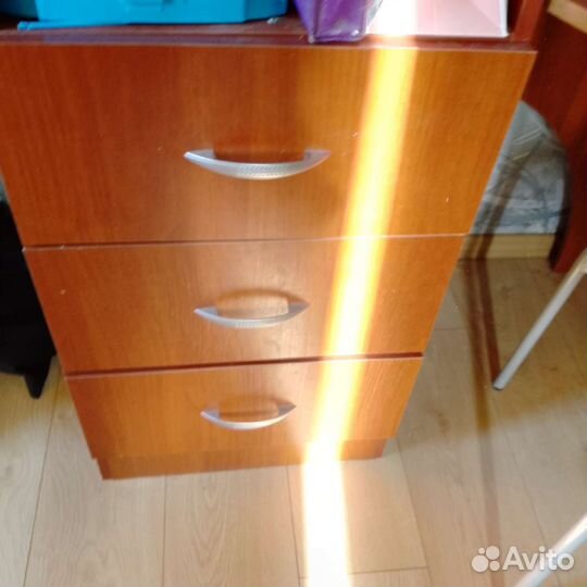 Письменный стол