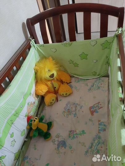 Детская кроватка