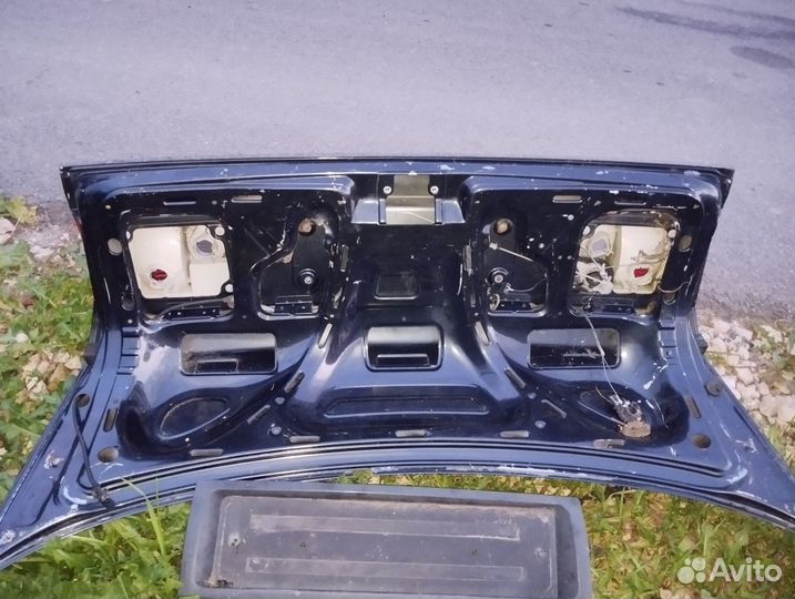Крышка багажника audi 80