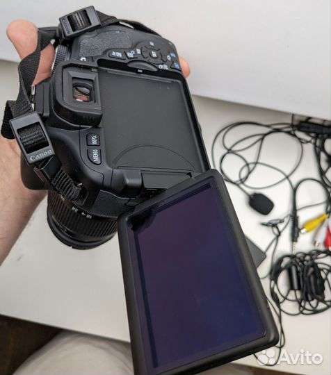 Canon EOS 600d + объектив и микрофон