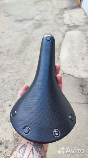 Велосипедное сиденье Brooks C17 All Weather Black