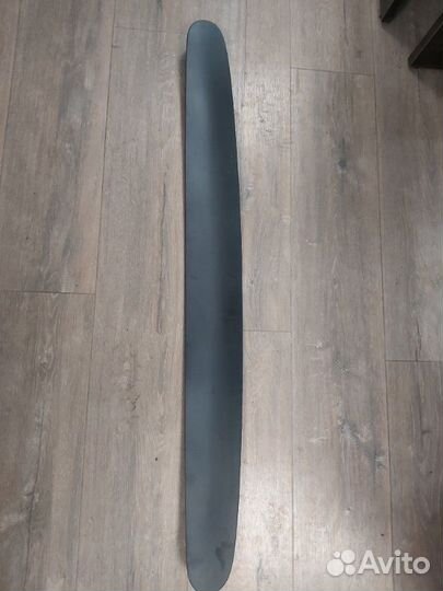 Обшивка крышки багажника Volkswagen Touareg